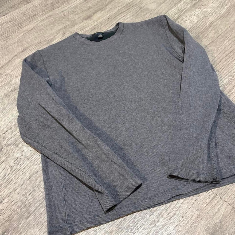 Banana Republic gray long sleeve thermal shirt i